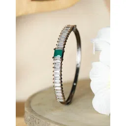 Priyaasi Green Classic Bracelet image 1