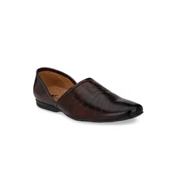Prolific Men Brown Textured Loafers-picture-28