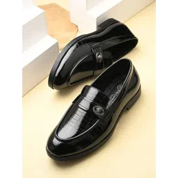 PROPRIDE Men Colourblocked Patent Leather Sneakers-picture-16