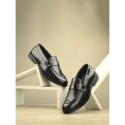 PROPRIDE Men Colourblocked Patent Leather Sneakers-picture-20