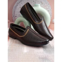 Provogue Men Textured Loafers-picture-28