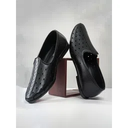 Provogue Men Textured Loafers-picture-26