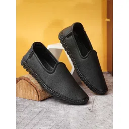 Provogue Men Textured Loafers-picture-22