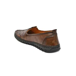 Provogue Men Textured Loafers image 2