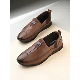 Provogue Men Textured Round Toe Lightweight Cleated Sole Slip-On Sneakers-picture-27