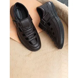 Provogue Men Textured Velcro Sandal-picture-21