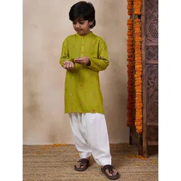 pspeaches Boys Embroidered Mandarin Collar Mirror Work Kurta with Pyjamas-picture-31