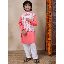 pspeaches Boys Mandarin Collar Long Sleeves Straight Kurta With Pyjamas & Jacket-picture-44