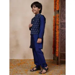 PSPeaches Kids Blue Boys Mandarin Collar Straight Kurta & Pyjamas With Nehru Jacket-picture-16