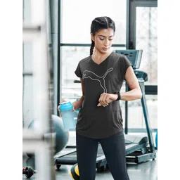 Puma Brand Logo Printed V-Neck dryCELL Train Fav Heather Cat Sustainable T-shirt image 1