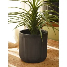 Pure Home and Living Black Polyfibre Ribbed Pot (Large)-picture-33