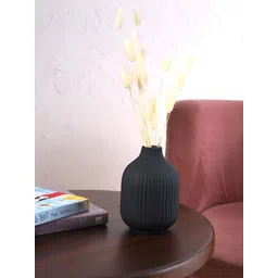 PUREZENTO Black Ivory Flower Vase-picture-17