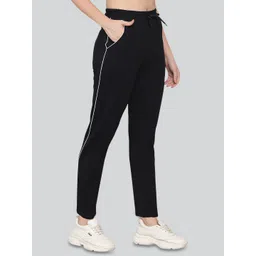 Q-rious Women Black Solid Cotton Track Pants-picture-34