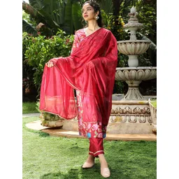 QISSA V Neck Floral Printed Regular Pure Cotton A-Line Kurta Set-picture-11