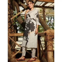 QISSA Women Floral Printed Regular Kurta with Trousers-picture-35