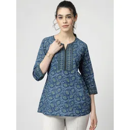 QOMN Floral Print Ethnic Cotton Top-picture-12