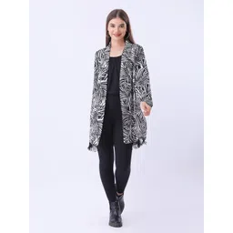 Qurvii Abstract Printed Longline Open Front Shrug-image-36