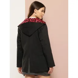 Qurvii Black Plain Jacket image 2