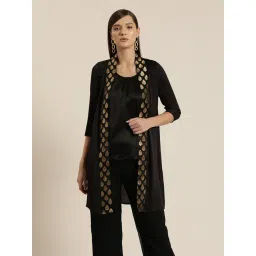 Qurvii Black Shrug-picture-41