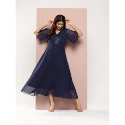 Qurvii Flared Sleeves Sequinned Georgette A-Line Midi Dress-picture-30