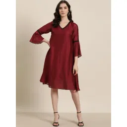 Qurvii Maroon Silk Midi Dress-picture-17