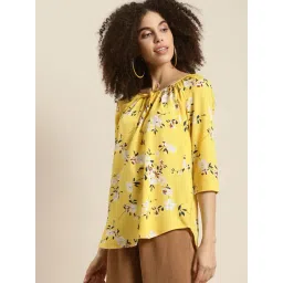 Qurvii Yellow Floral Print Top-picture-37