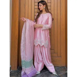 Radhey Trendz Women Ethnic Motifs Embroidered Regular Thread Work Kurta with Patiala & With Dupatta-picture-36