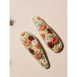 Radhu & Kabby Women Set of 2 Beaded Tic Tac Hair Clip-picture-39