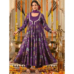 Ragvi Women Floral Printed Panelled Gotta Patti Kurta with Trousers & With Dupatta-picture-17