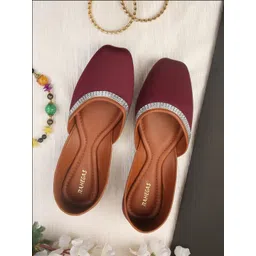 RAHEGAS Women Ethnic Mojaris Flats-picture-33