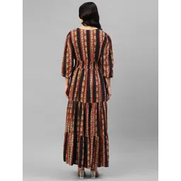 Raiyani Enterprise Floral Printed Tiered V-Neck Fit & Flare Maxi Dress image 3