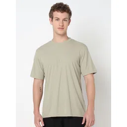 R&B Men Solid Round Neck T-shirt-picture-29
