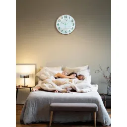 RANDOM Golden Plastic Round Wall Clock-picture-21