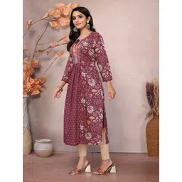 Rangita Women Embroidered Thread Work Kurta image 2