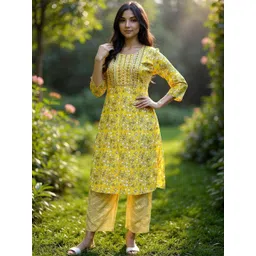 Rangita Women Floral Embroidered Kurta with Trousers-picture-30
