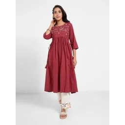 Rangmanch By Pantaloons Aurora Red Cotton Regular Fit Embroidered Kurta-picture-26