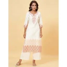 Rangmanch by Pantaloons Peach Embroidered Straight Kurta-picture-35