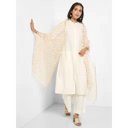 RANGMANCH BY PANTALOONS Striped Woven Design Dupatta-picture-21