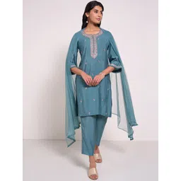 RANGMANCH BY PANTALOONS Women Floral Embroidered Regular Kurta with Trousers & With Dupatta-picture-29