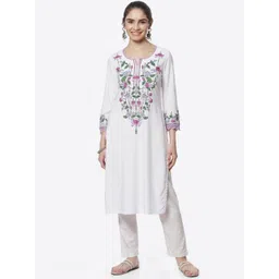 Rangriti Women Floral Printed Notched Neck Kurta-picture-38