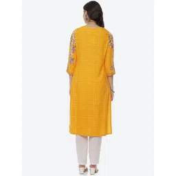 Rangriti Women Yellow Floral Printed Thread Work Kurta image 2