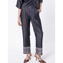 RAREISM Women Geometric Printed Slim Fit Pleated Trousers-picture-32