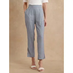 RAREISM Women Printed Comfort Straight Fit High-Rise Pleated Trousers-picture-25