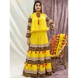 Rashmi Shree Creation Floral Printed Mandarin Collar Neck Top With Maxi Skirt Co-Ords-picture-11