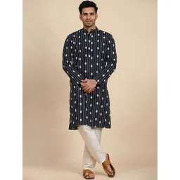Rawayi Men Geometric Flared Sleeves Thread Work Kurta-picture-23