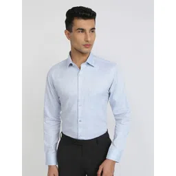 Raymond Men Slim Fit Solid Cutaway Collar Cotton Formal Shirt image 1