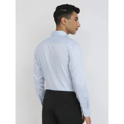 Raymond Men Slim Fit Solid Cutaway Collar Cotton Formal Shirt image 2