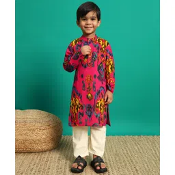 READIPRINT Cotton Full Sleeves Abstract Printed Kurta Pyjama Set - Magenta-picture-35