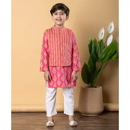 READIPRINT Cotton Full Sleeves Floral Printed Kurta Pyjama With Nehru Jacket Set - Pink-picture-12