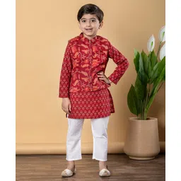 READIPRINT Cotton Full Sleeves Floral Printed Kurta Pyjama With Nehru Jacket Set - Red-picture-14